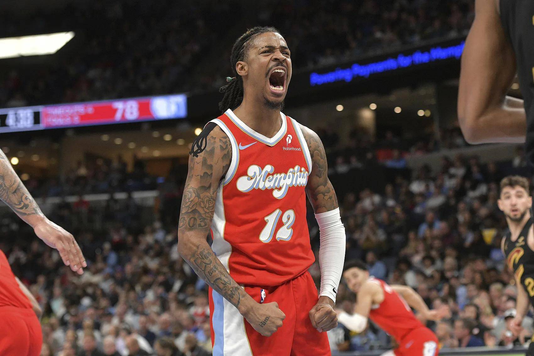 包含爵士绝杀时刻，莫兰特点燃赛场，关键时刻神级表现迎来胜利！的词条